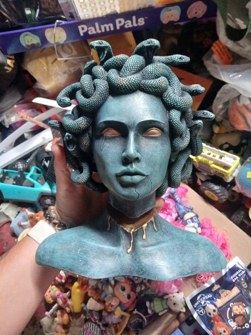Medusa Bust Statue, green gold polyresin decorative piece Spirit Of Halloween